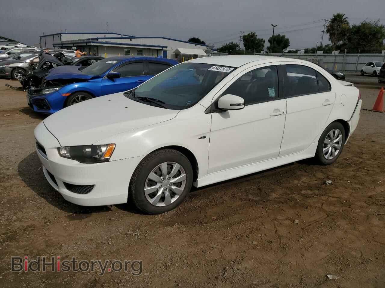 Photo JA32U2FU3FU015885 - MITSUBISHI LANCER 2015