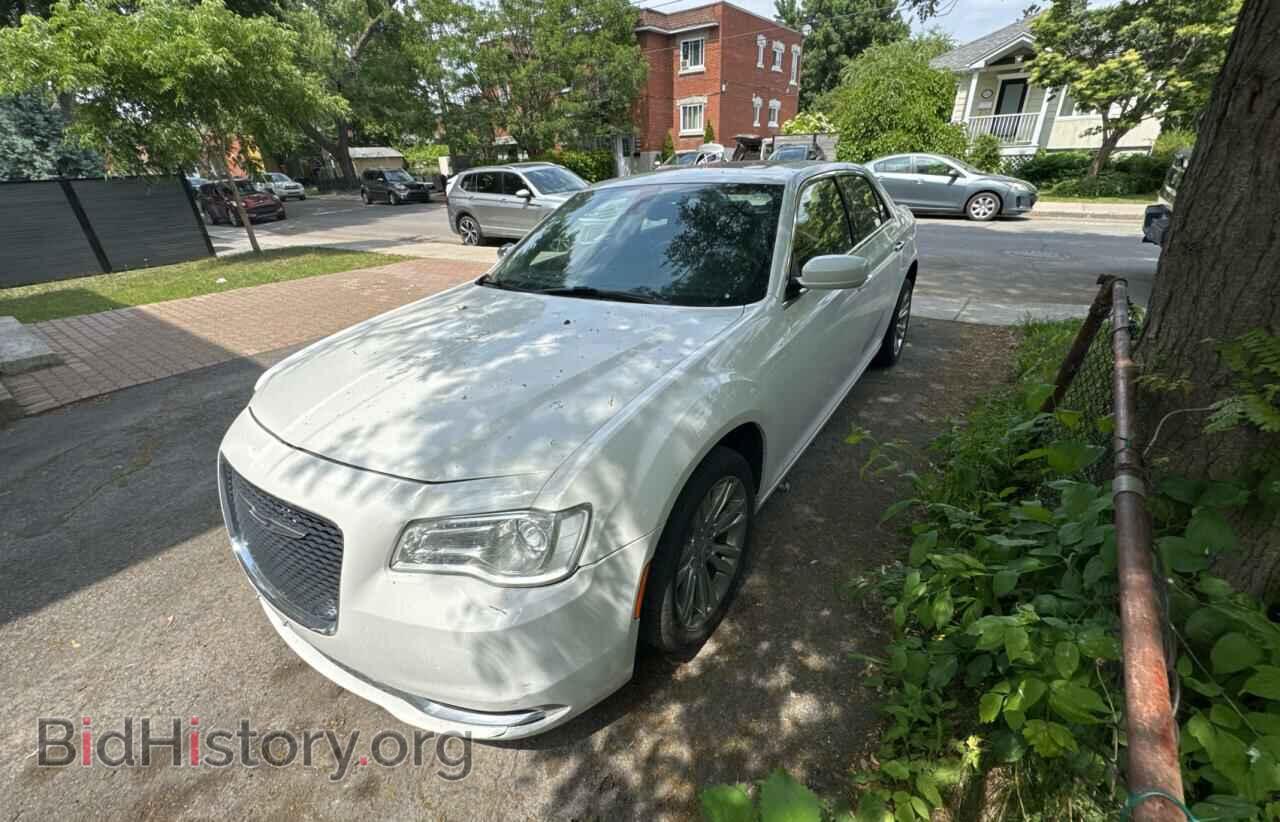 2017 CHRYSLER 300 - VIN: 2C3CCAAG3HH621654 - Фото 2