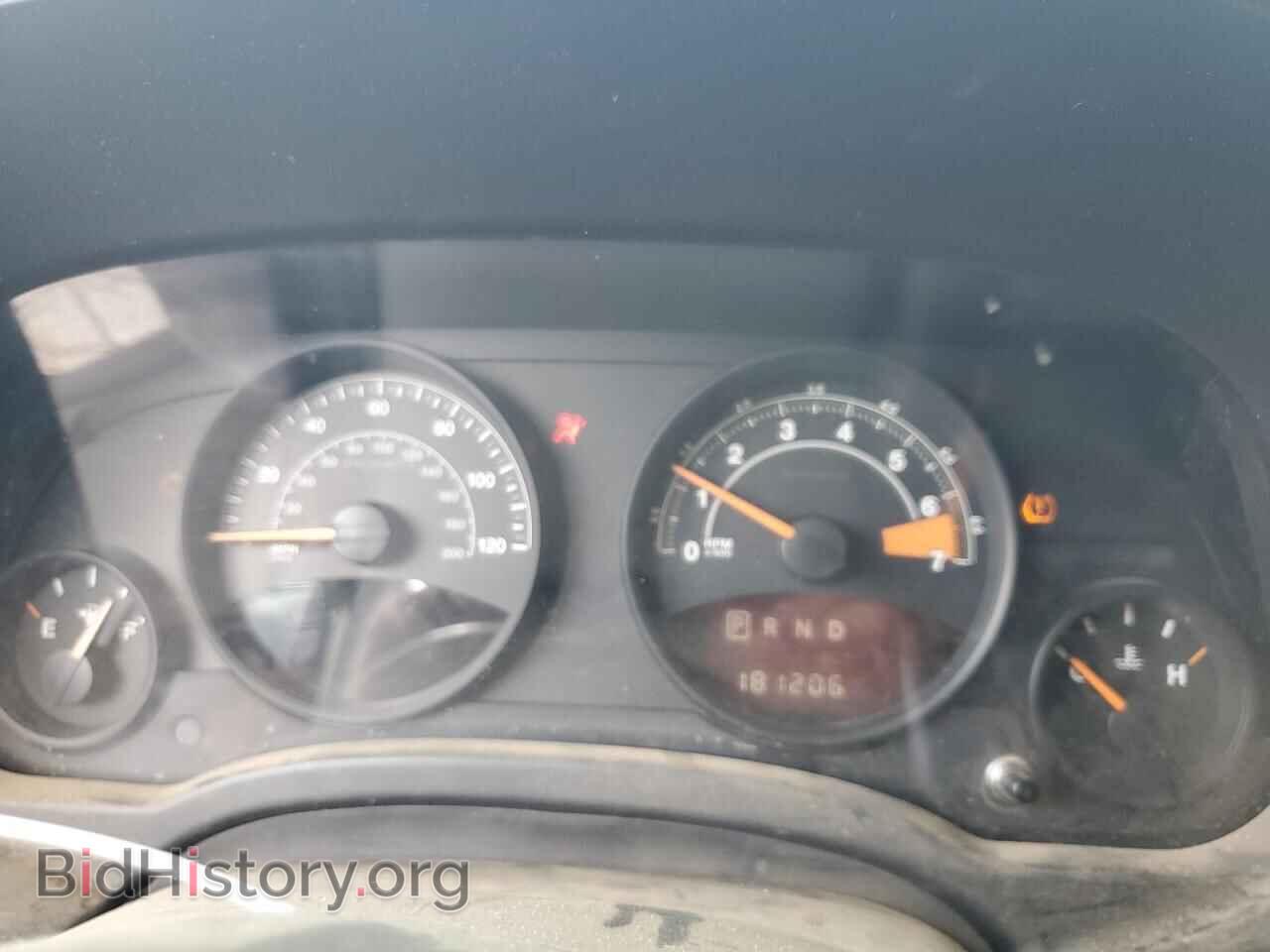 2016 JEEP COMPASS - VIN: 1C4NJDBB0GD520078 - Фото 9