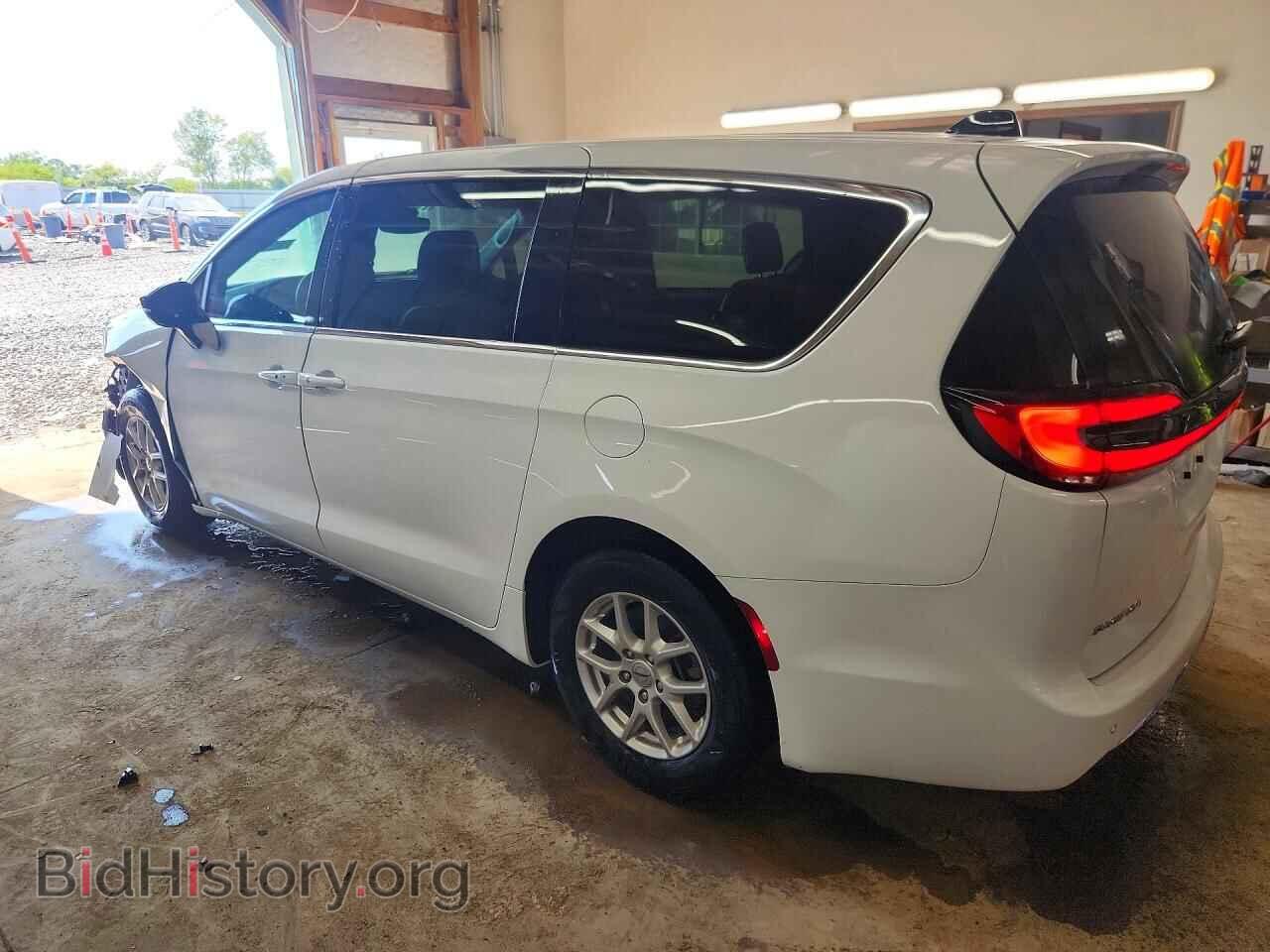 2025 CHRYSLER PACIFICA - VIN: 2C4RC1BG3SR532009 - Photo 2
