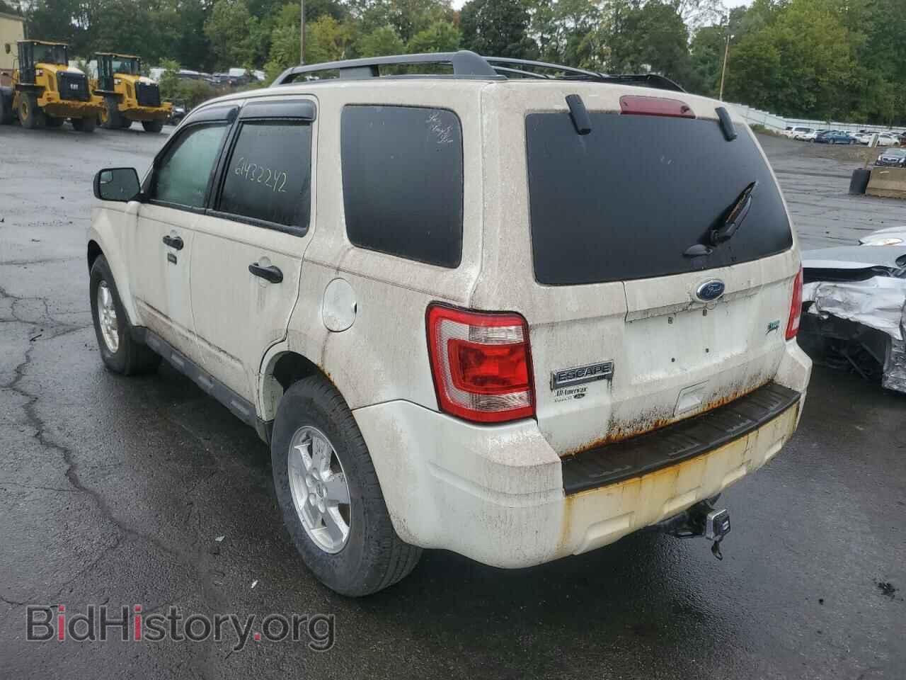 2011 FORD ESCAPE - VIN: 1FMCU9DG8BKB56920 - Фото 3