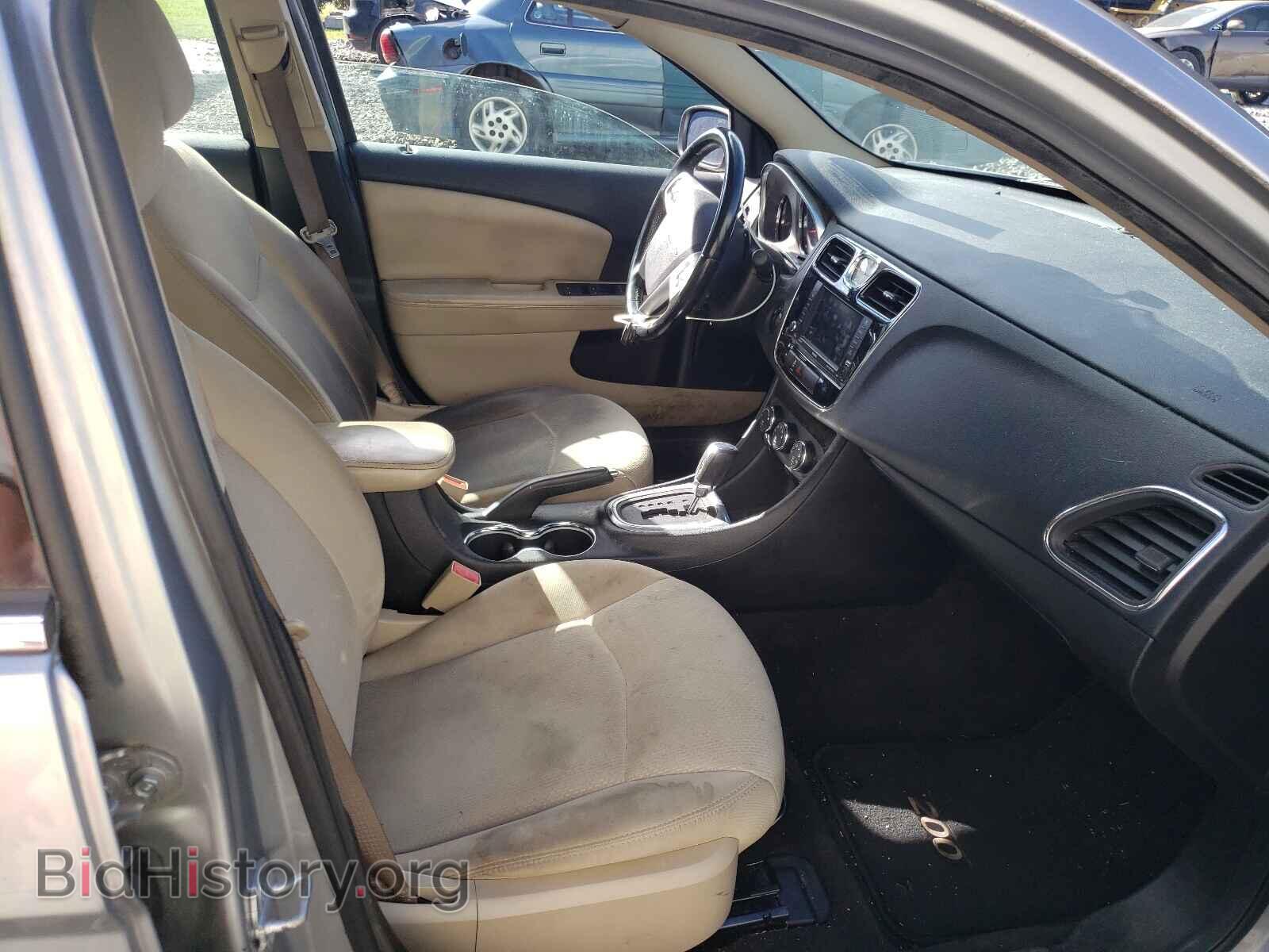 2013 CHRYSLER 200 - VIN: 1C3CCBBB2DN573994 - Фото 5