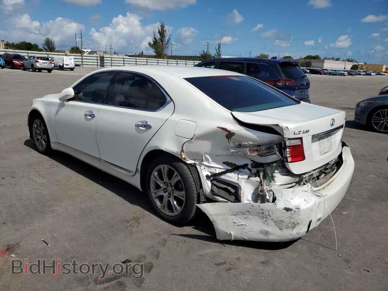 2007 LEXUS LS460 - VIN: JTHBL46F475023456 - Photo 2