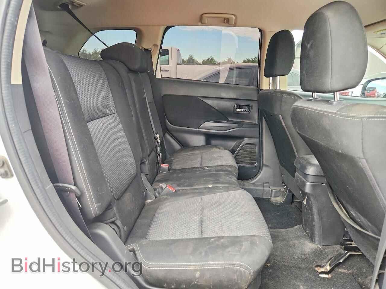 2017 MITSUBISHI OUTLANDER - VIN: JA4AD3A36HZ044136 - Фото 11