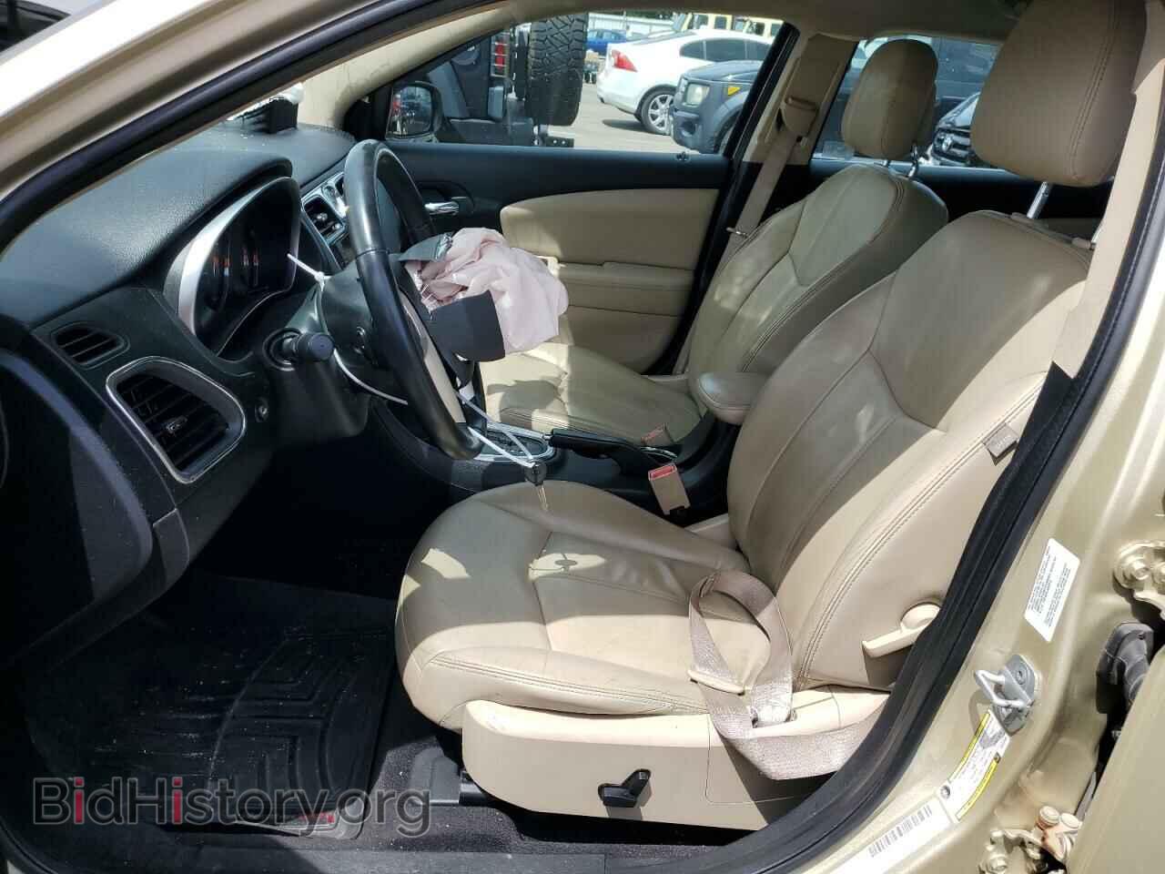 2011 CHRYSLER 200 - VIN: 1C3BC2FG3BN506030 - Фото 7