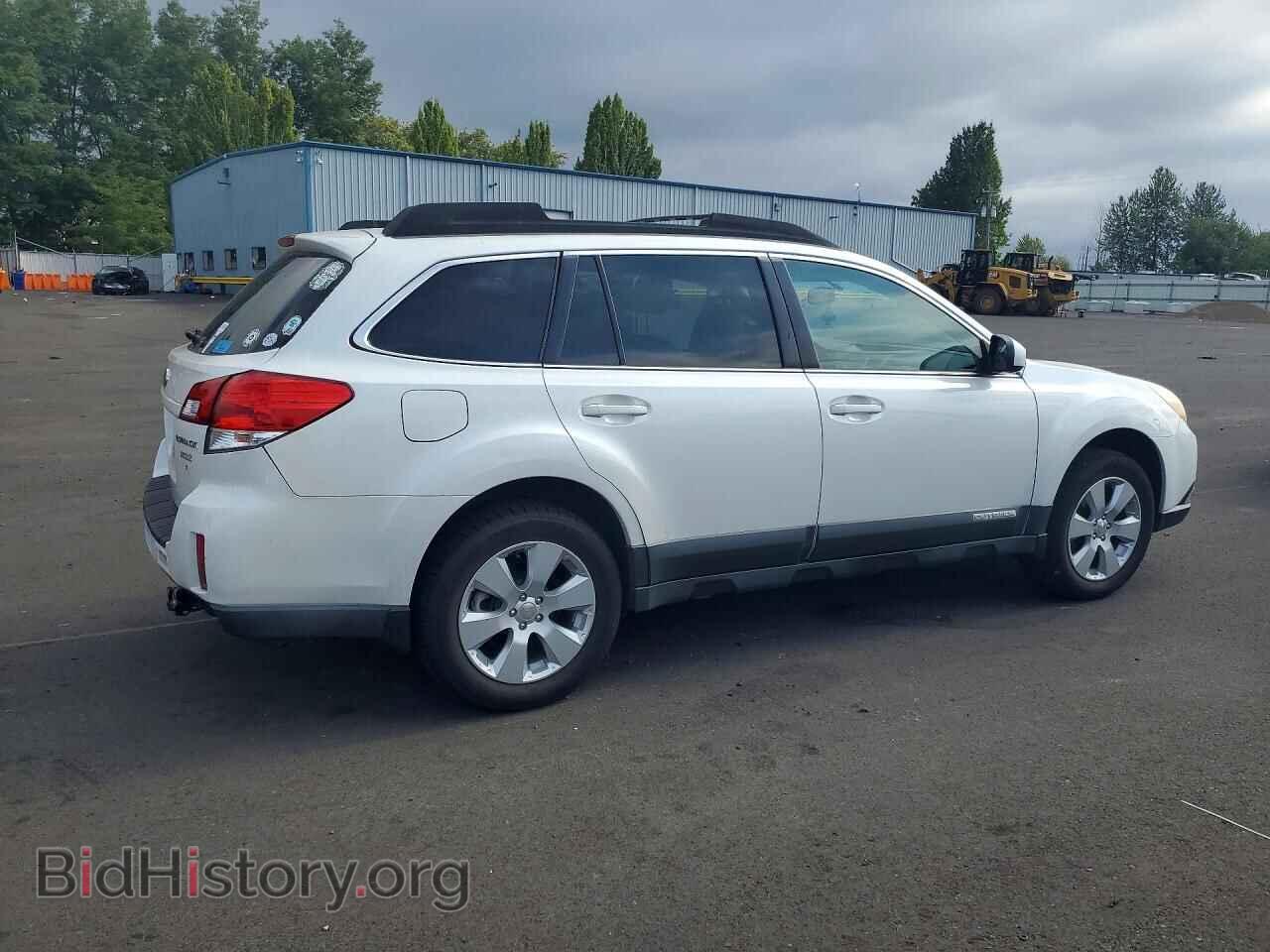 2011 SUBARU OUTBACK - VIN: 4S4BRBGC8B3388506 - Фото 3
