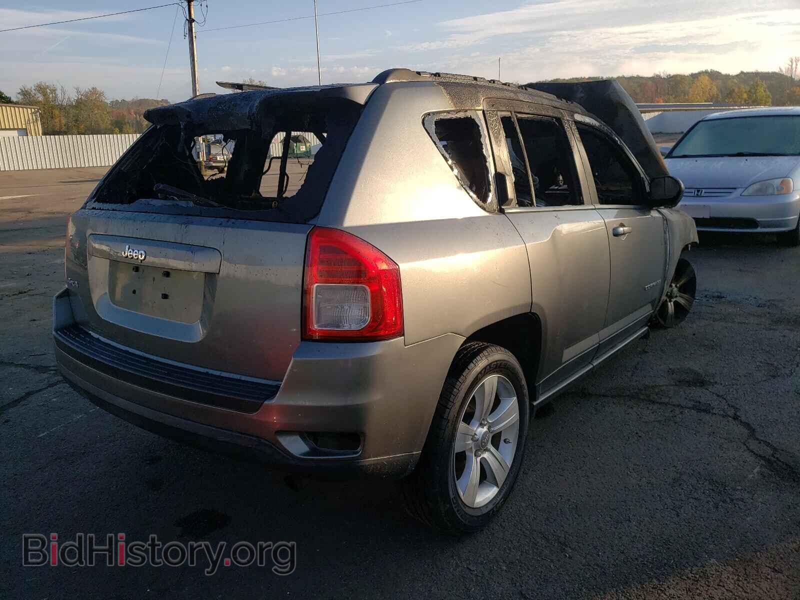 2012 JEEP COMPASS - VIN: 1C4NJDBBXCD603284 - Photo 4