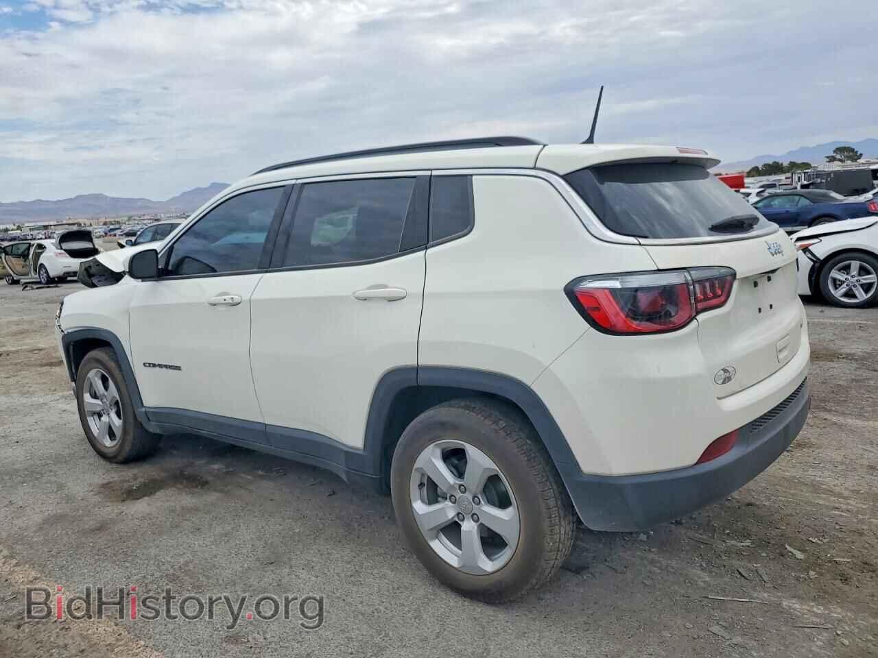 2018 JEEP COMPASS - VIN: 3C4NJCBB2JT489511 - Photo 2