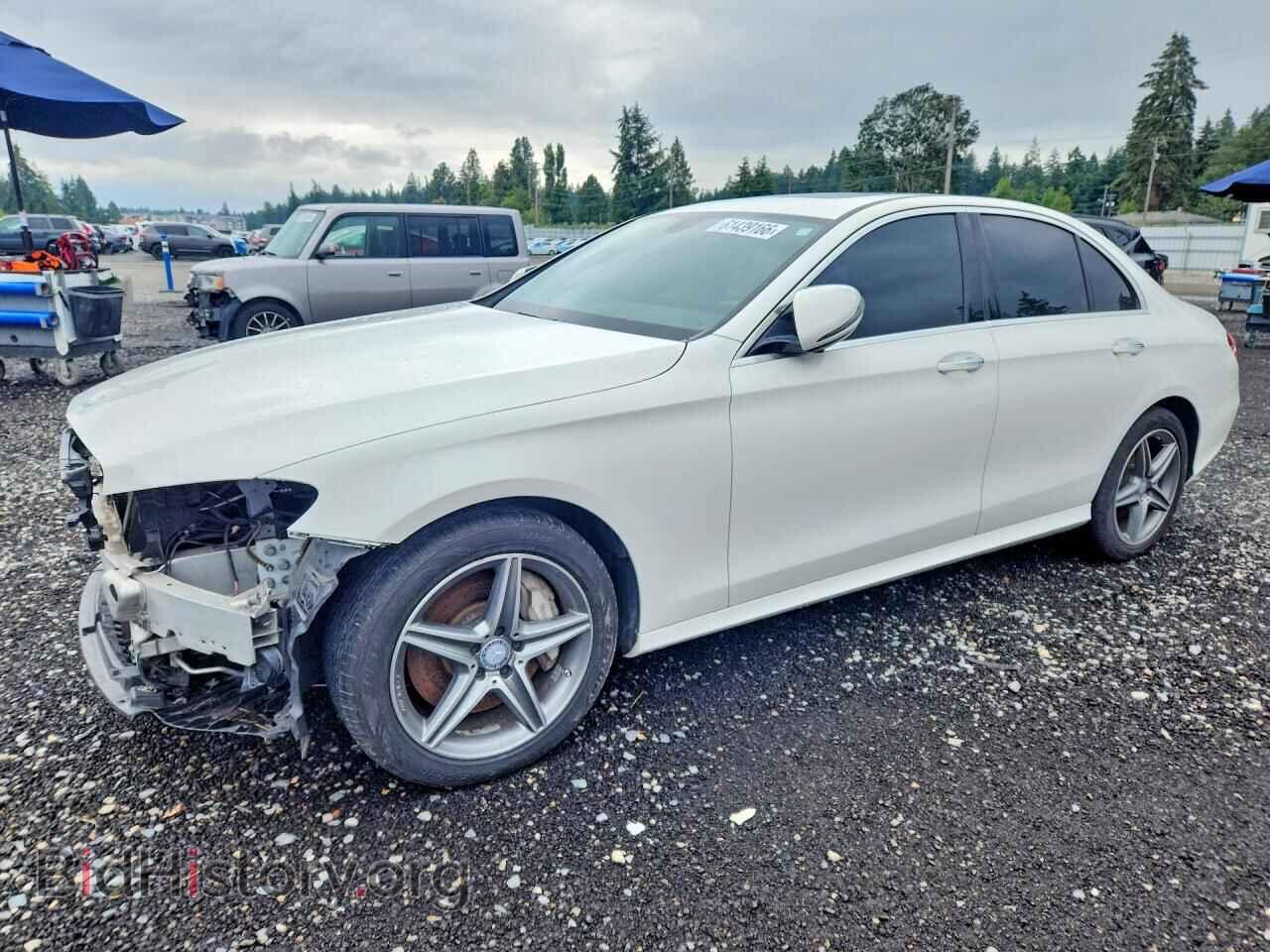 Фотография WDDZF4JB4HA045516 - MERCEDES-BENZ E-CLASS 2017