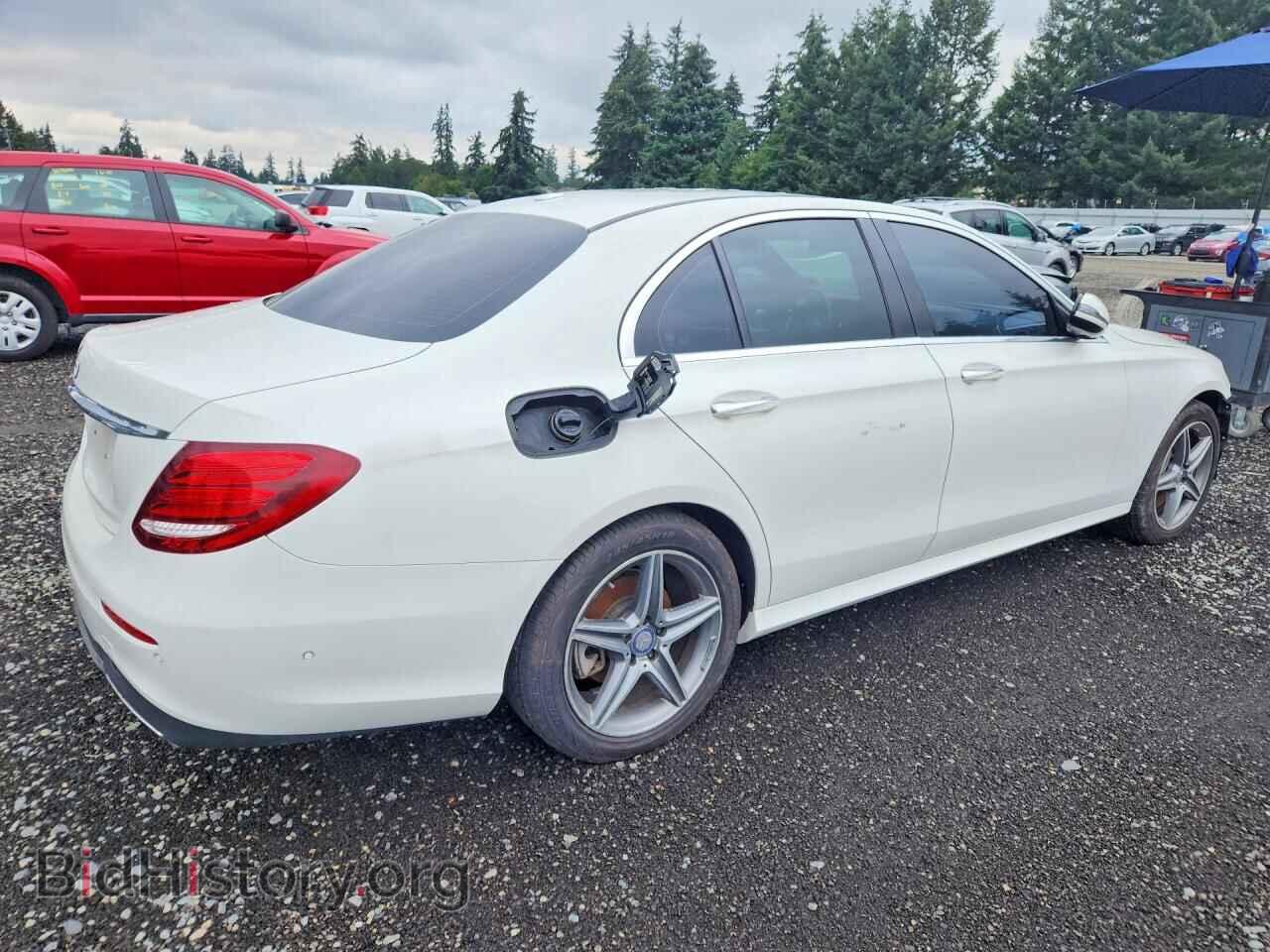 2017 MERCEDES-BENZ E-CLASS - VIN: WDDZF4JB4HA045516 - Фото 3