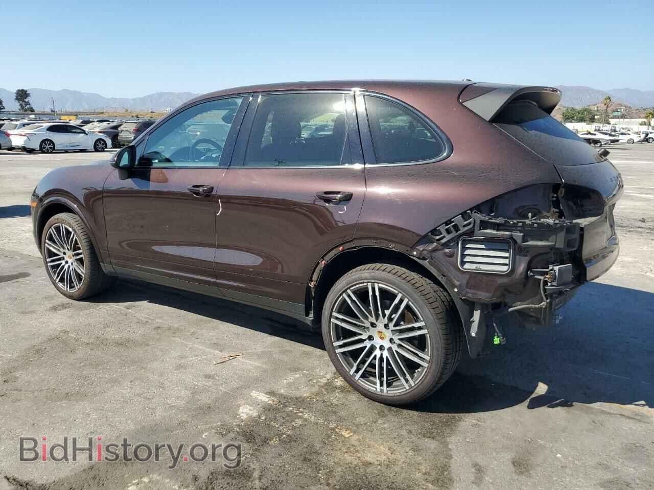 2018 PORSCHE CAYENNE - VIN: WP1AA2A28JKA01026 - Фото 2