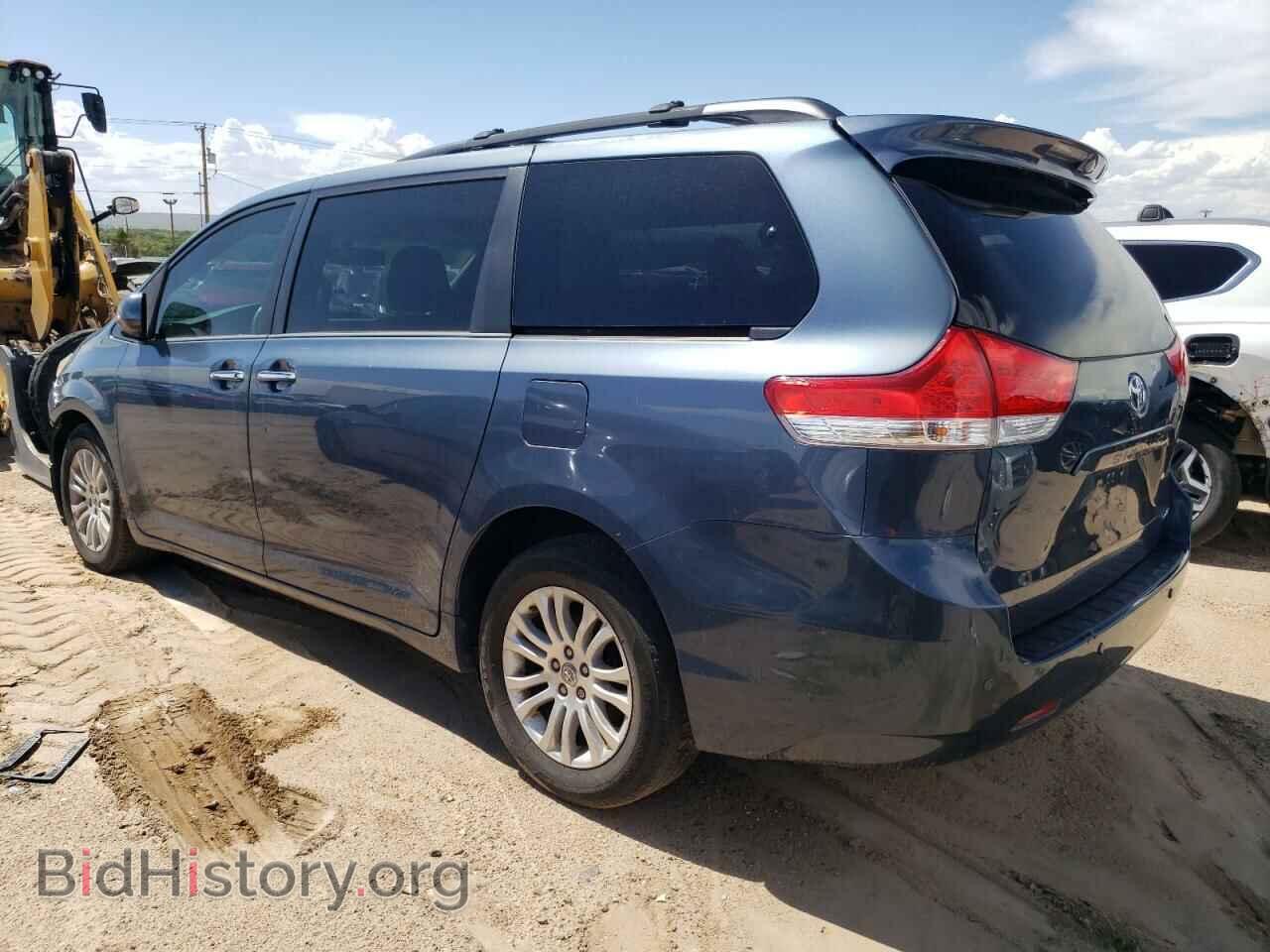 2014 TOYOTA All Models - VIN: 5TDYK3DC1ES413357 - Фото 2