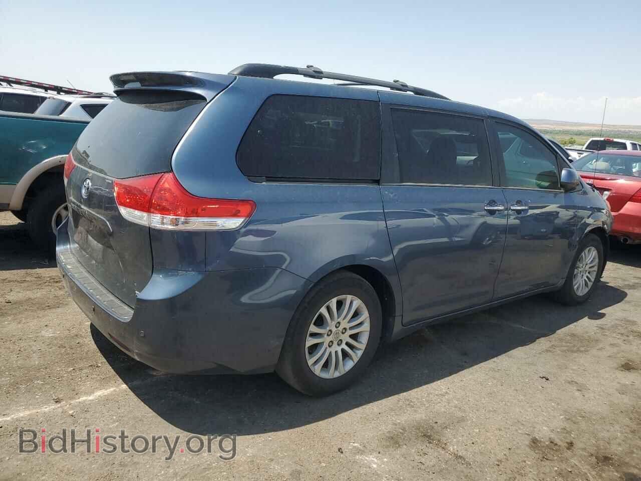 2014 TOYOTA All Models - VIN: 5TDYK3DC1ES413357 - Фото 3