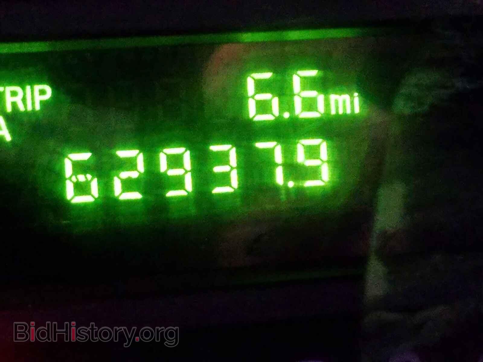 2011 FORD ECONOLINE - VIN: 1FTNE2EL2BDA35575 - Фото 8