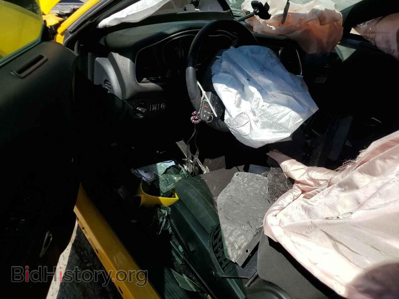 2017 DODGE CHALLENGER - VIN: 2C3CDZAG2HH665382 - Фото 8