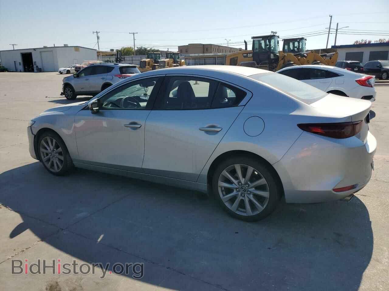 2019 MAZDA 3 - VIN: JM1BPACL4K1110322 - Photo 2