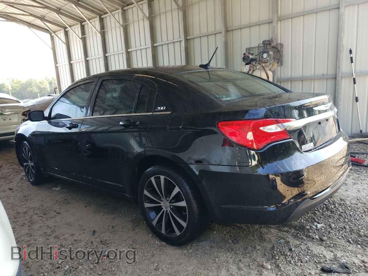 2013 CHRYSLER 200 - VIN: 1C3CCBBG9DN715933 - Фото 2