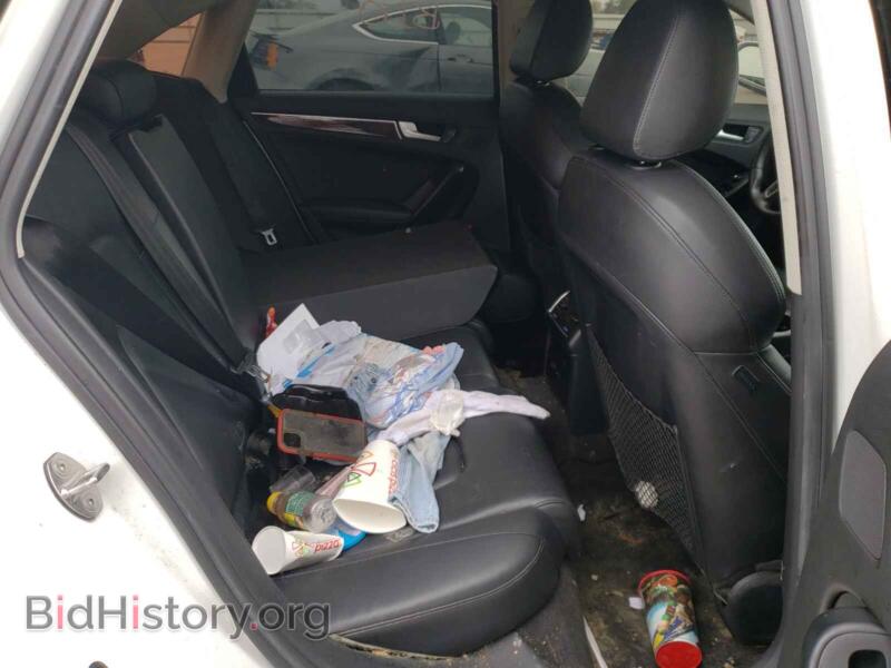 2012 Audi A4 (VIN WAUFFAFL5CA035984) — photo 6 of 10