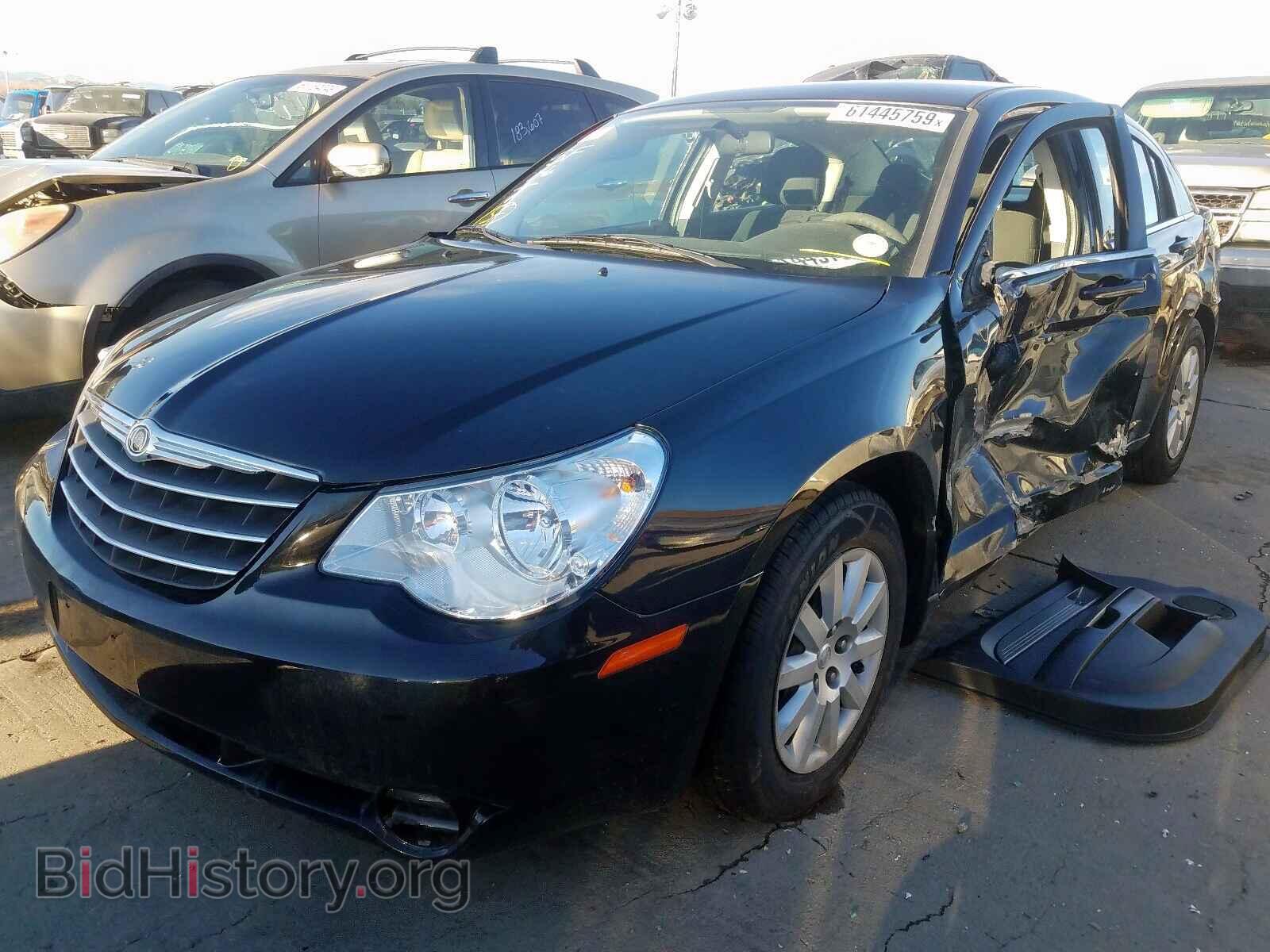 2010 CHRYSLER SEBRING - VIN: 1C3CC4FB8AN229751 - Фото 2