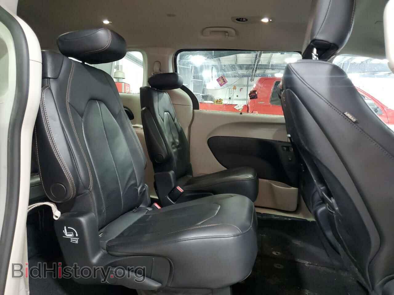 2019 CHRYSLER PACIFICA - VIN: 2C4RC1EGXKR604996 - Фото 11