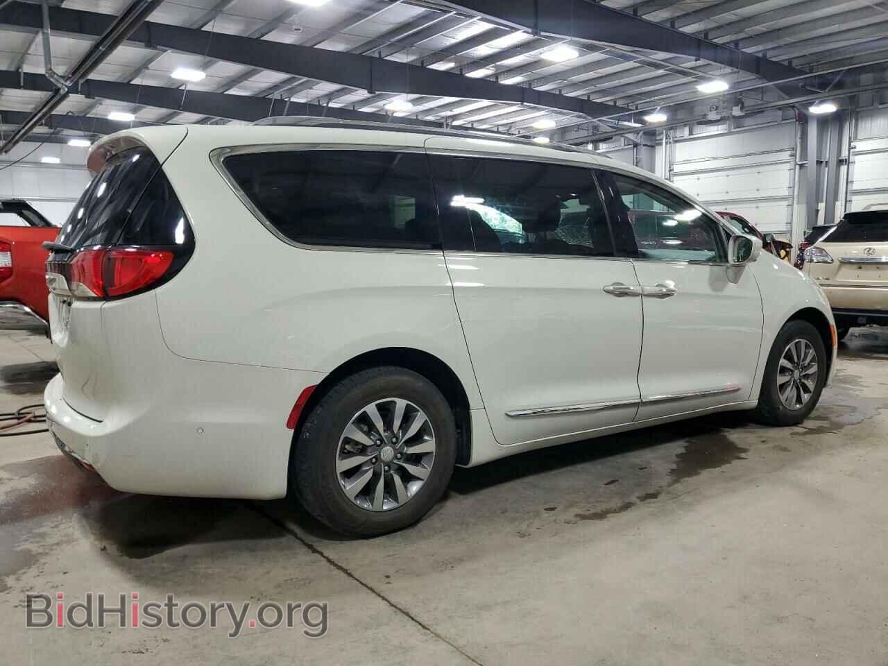 2019 CHRYSLER PACIFICA - VIN: 2C4RC1EGXKR604996 - Фото 3