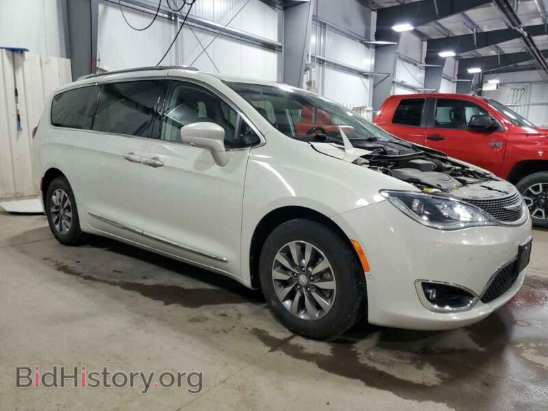 2019 Chrysler PACIFICA (VIN 2C4RC1EGXKR604996) — фото 4 из 17