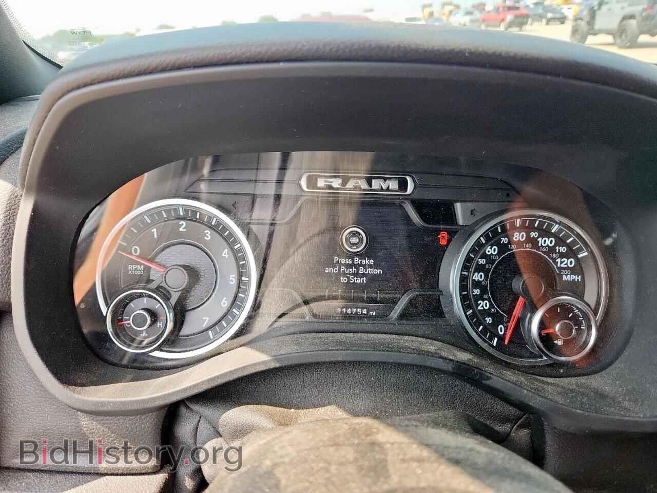 2021 RAM 1500 - VIN: 1C6SRFFTXMN637402 - Фото 9