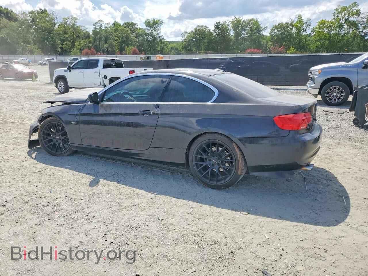 2012 BMW 3 SERIES - VIN: WBAKE5C53CE756585 - Фото 2