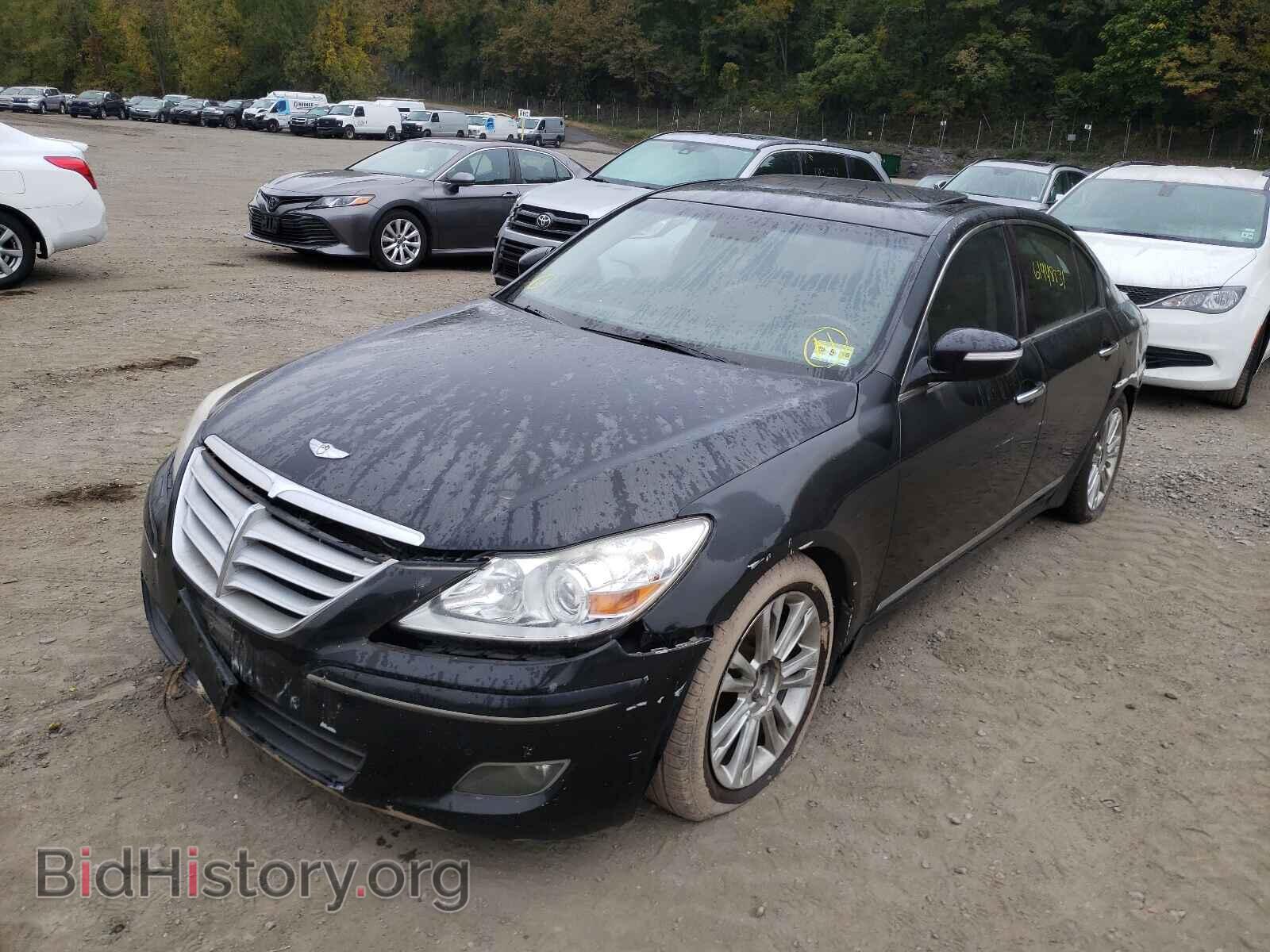 2009 HYUNDAI GENESIS - VIN: KMHGC46F29U047363 - Фото 2