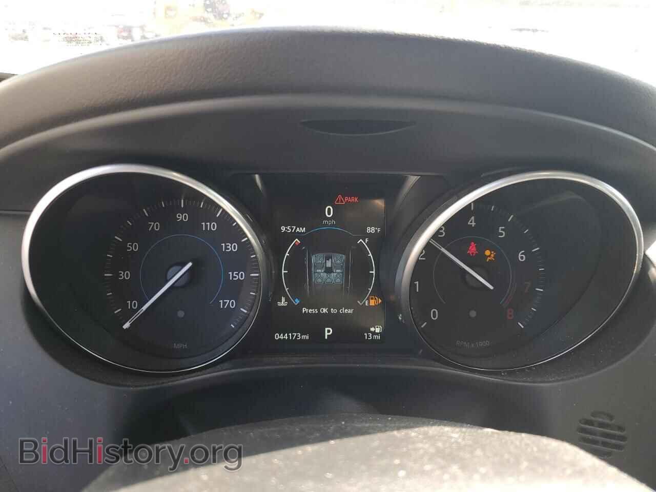 2017 JAGUAR F-PACE - VIN: SADCL2BVXHA062704 - Фото 9
