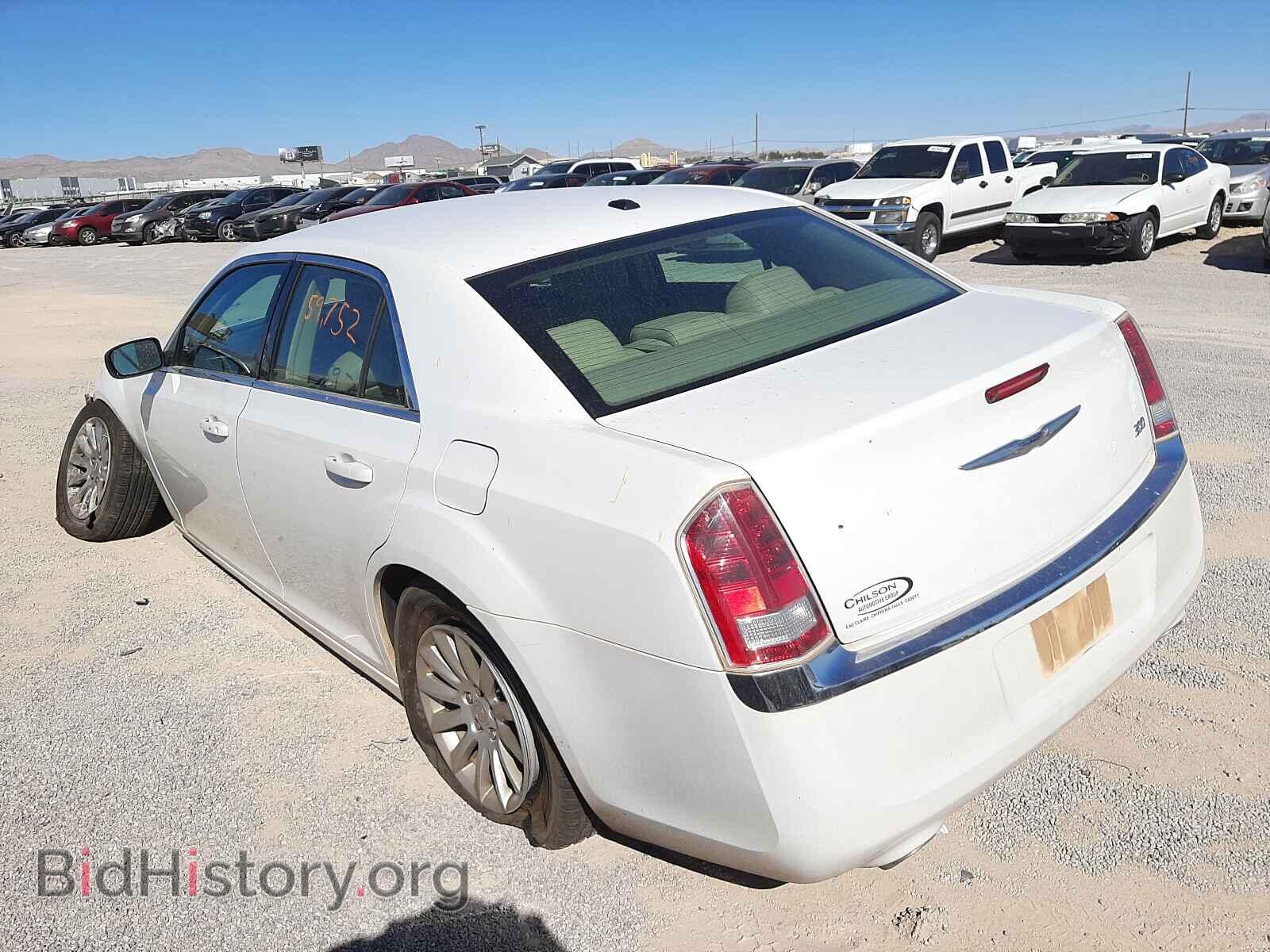 2013 CHRYSLER 300 - VIN: 2C3CCAAG7DH741497 - Фото 3