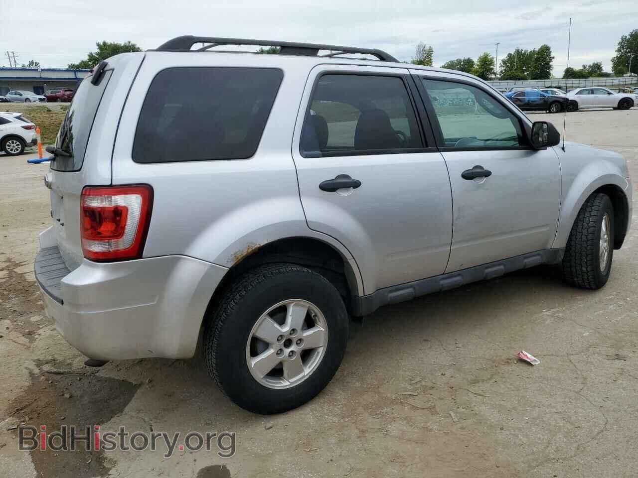 2011 FORD ESCAPE - VIN: 1FMCU9D73BKB01002 - Фото 3