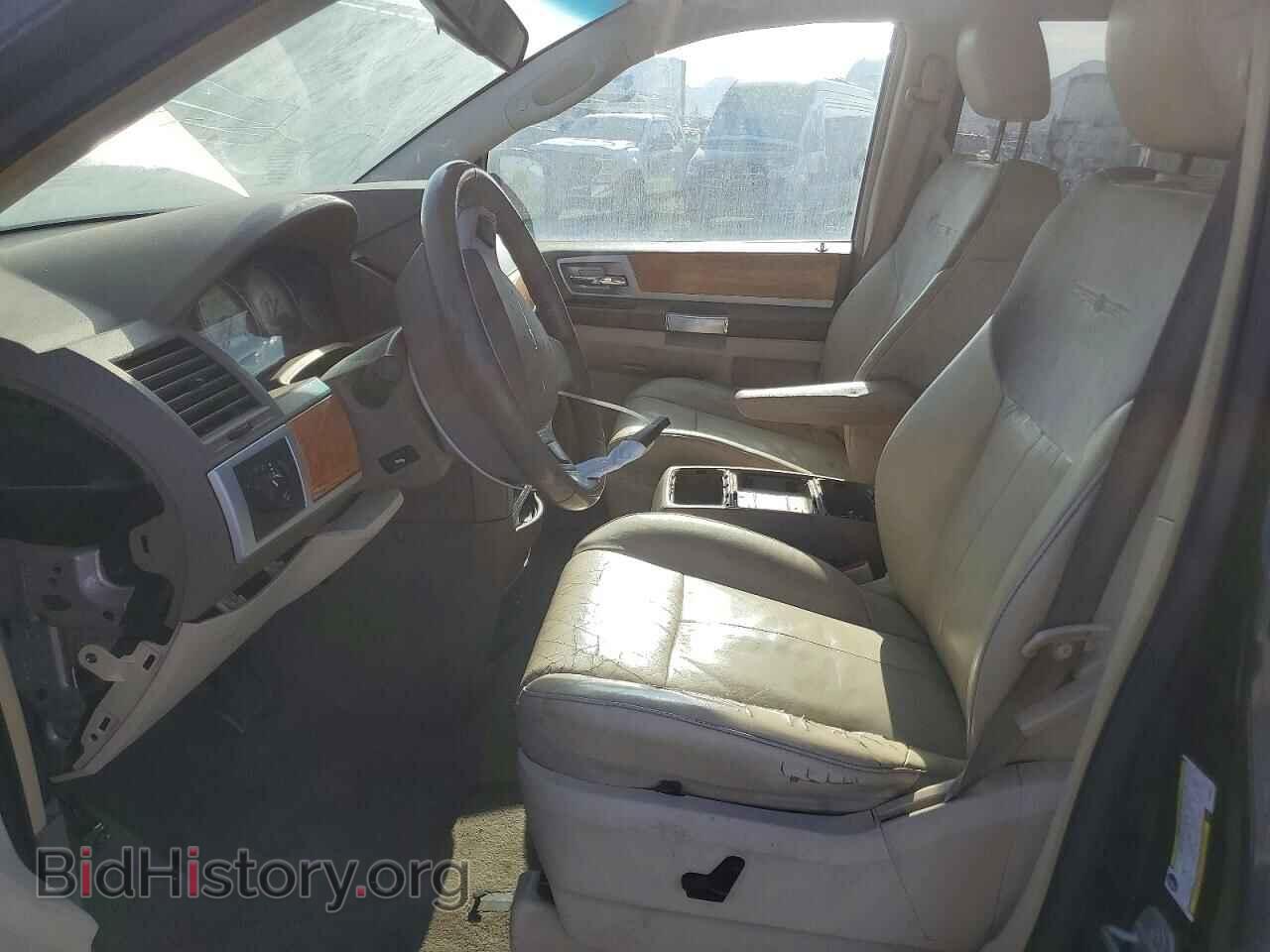 2008 CHRYSLER MINIVAN - VIN: 2A8HR64X28R689052 - Фото 7
