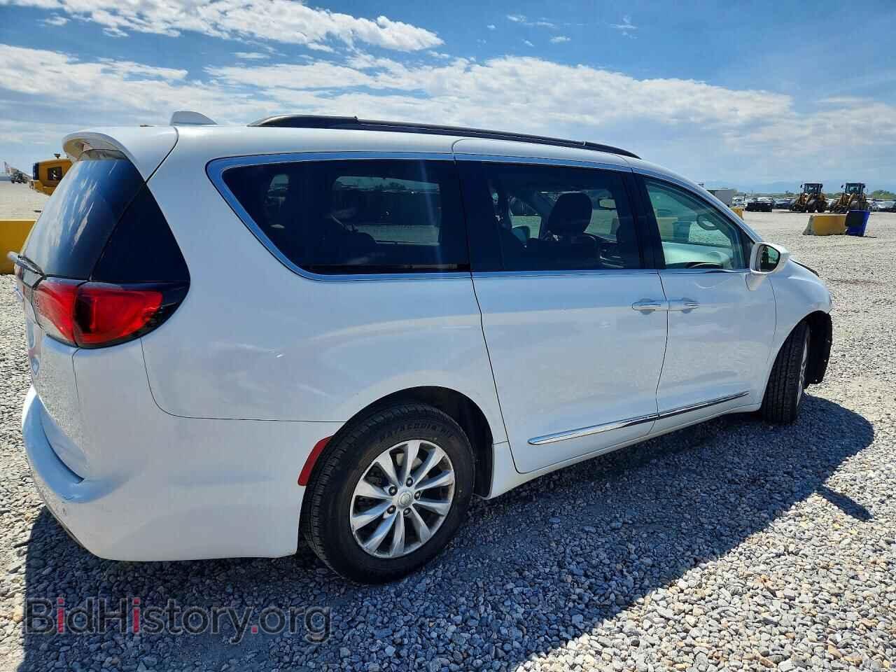 2017 CHRYSLER PACIFICA - VIN: 2C4RC1BG2HR642655 - Фото 3