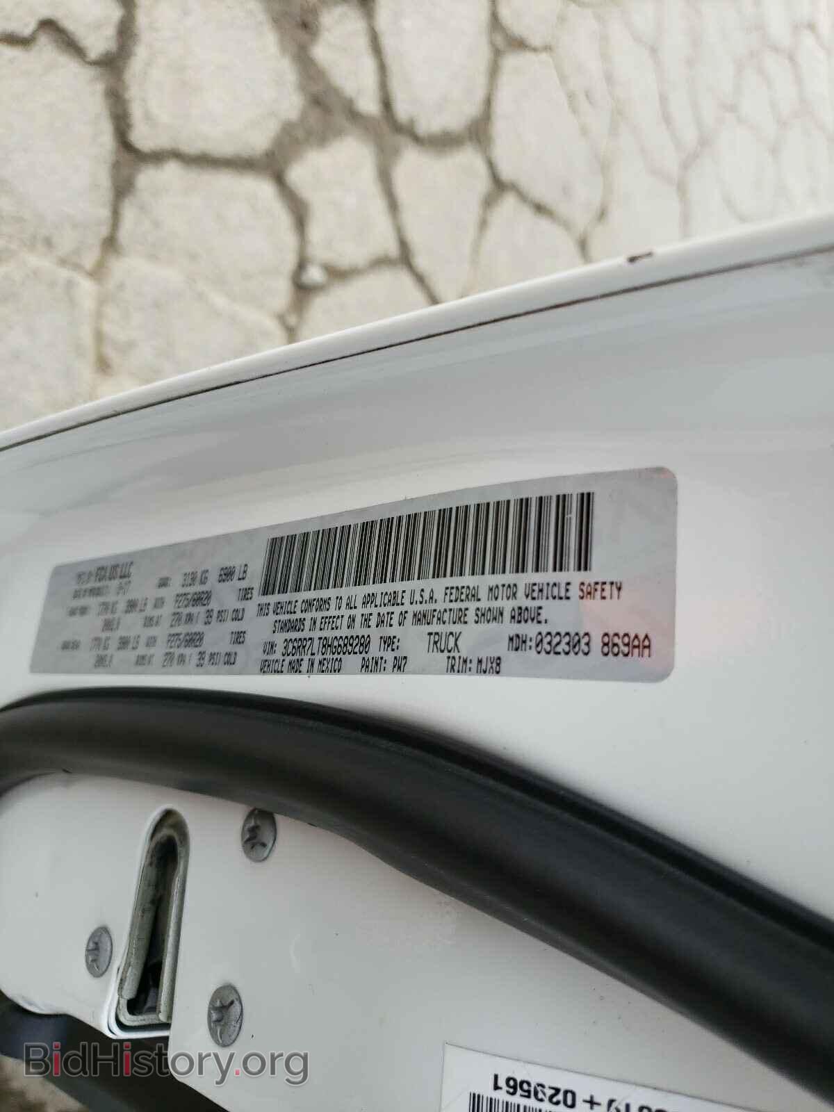 2017 RAM 1500 - VIN: 3C6RR7LT8HG689280 - Фото 10