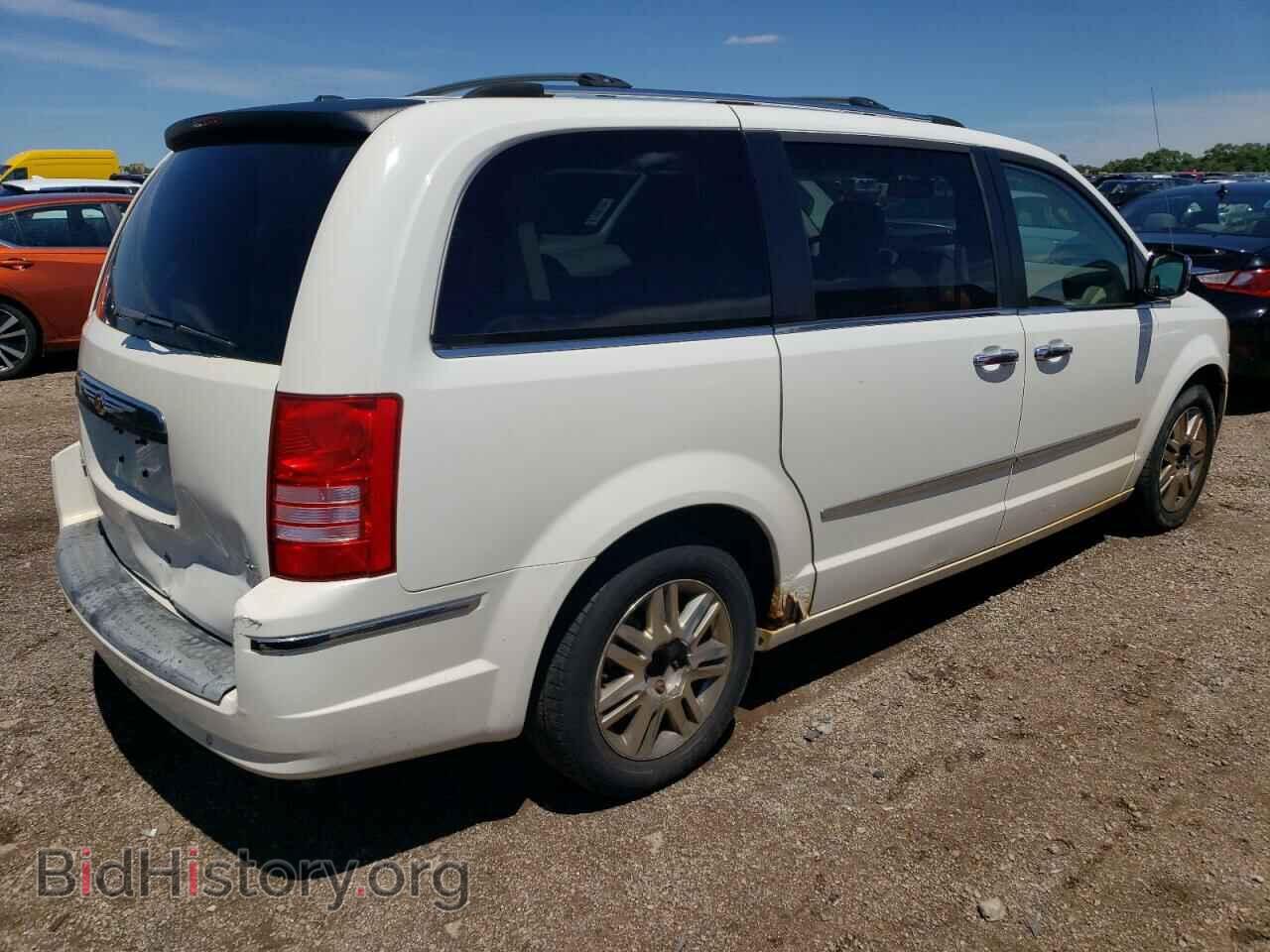 2008 CHRYSLER MINIVAN - VIN: 2A8HR64X38R815807 - Фото 3
