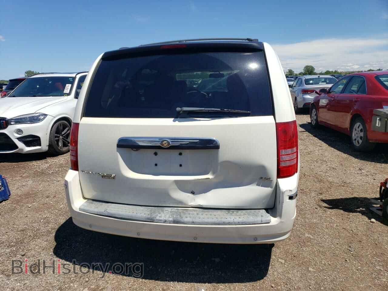 2008 CHRYSLER MINIVAN - VIN: 2A8HR64X38R815807 - Фото 6