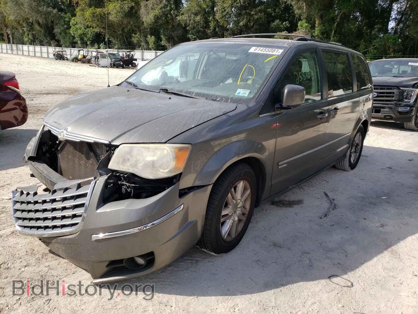 2010 CHRYSLER MINIVAN - VIN: 2A4RR5DX2AR293550 - Фото 2