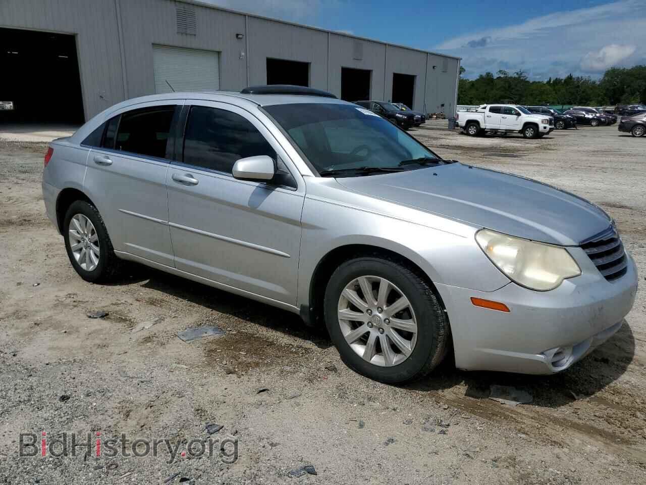 2010 CHRYSLER SEBRING - VIN: 1C3CC5FB6AN233870 - Фото 4