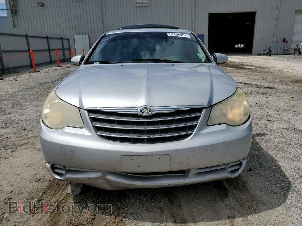 2010 CHRYSLER SEBRING - VIN: 1C3CC5FB6AN233870 - Фото 5