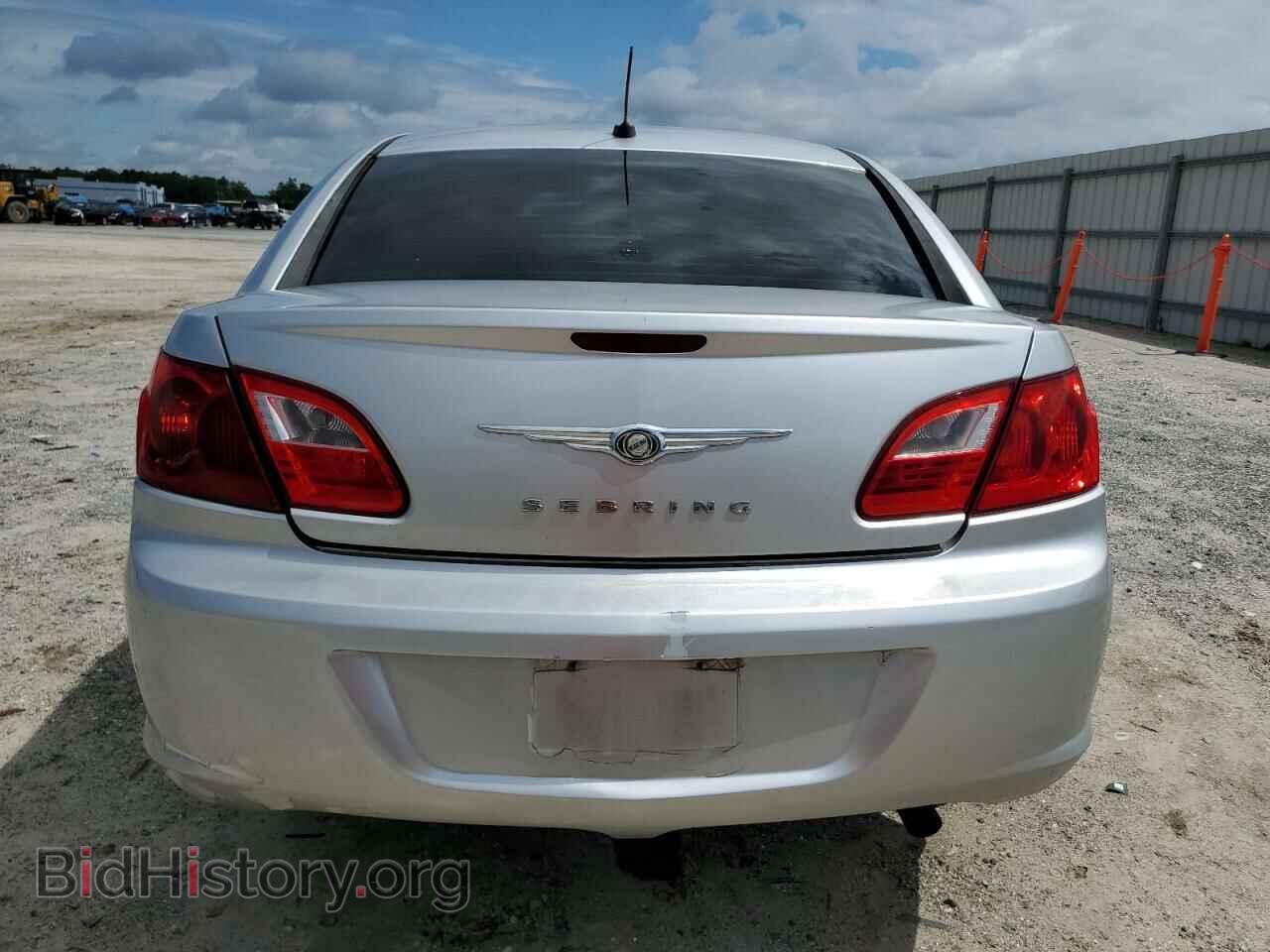 2010 CHRYSLER SEBRING - VIN: 1C3CC5FB6AN233870 - Фото 6