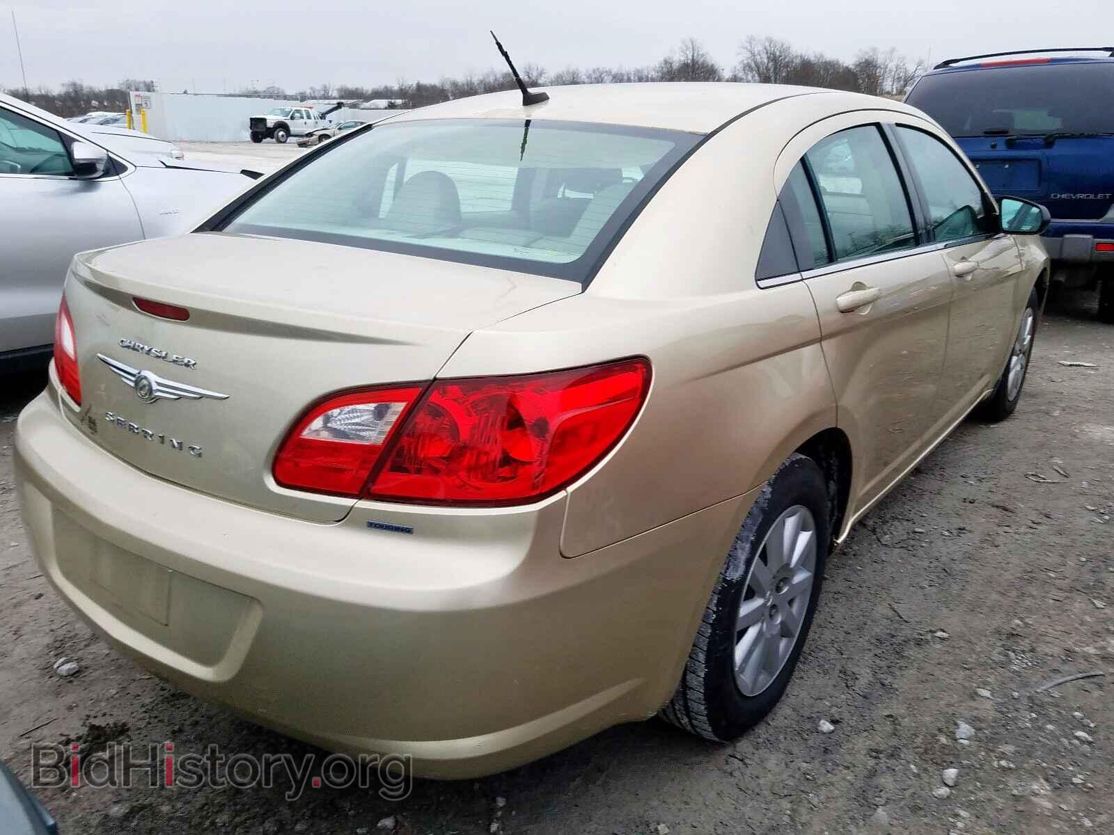 2010 CHRYSLER SEBRING - VIN: 1C3CC4FB0AN157380 - Фото 4