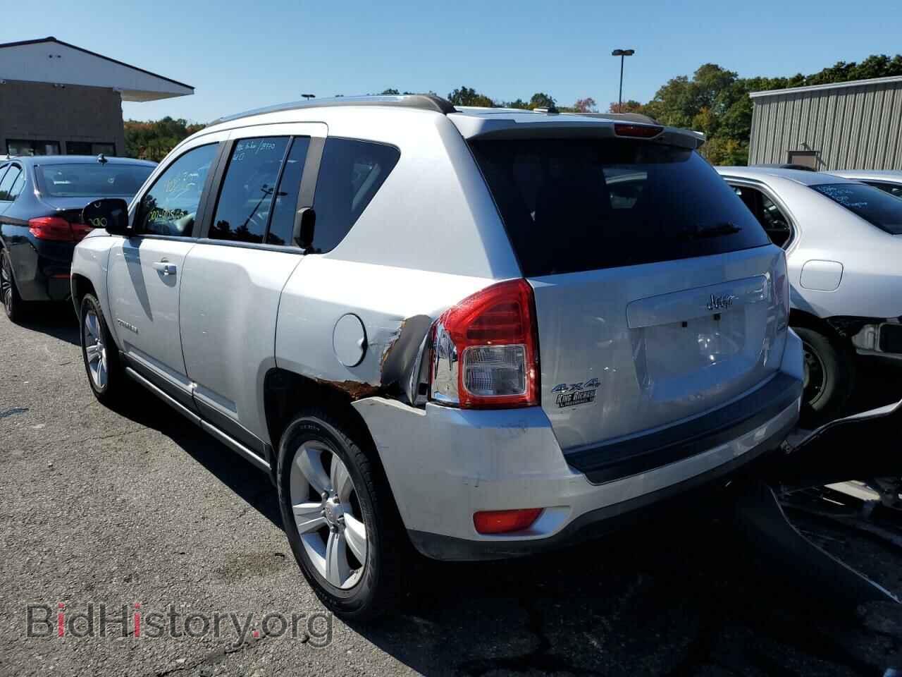 2011 JEEP COMPASS - VIN: 1J4NF1FB3BD201982 - Photo 3