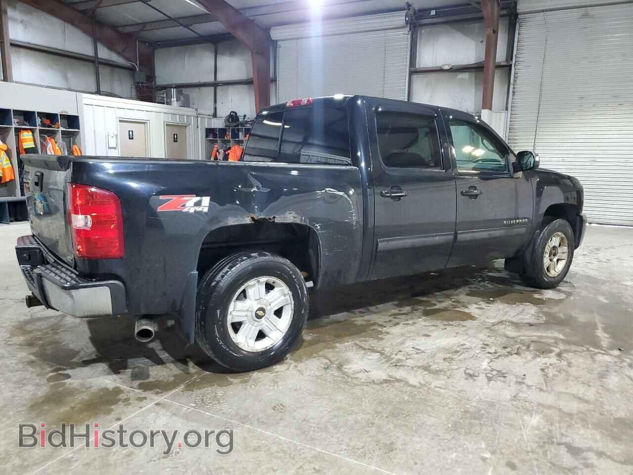 2011 CHEVROLET ALL Models - VIN: 1GCPKTE31BF226061 - Фото 3