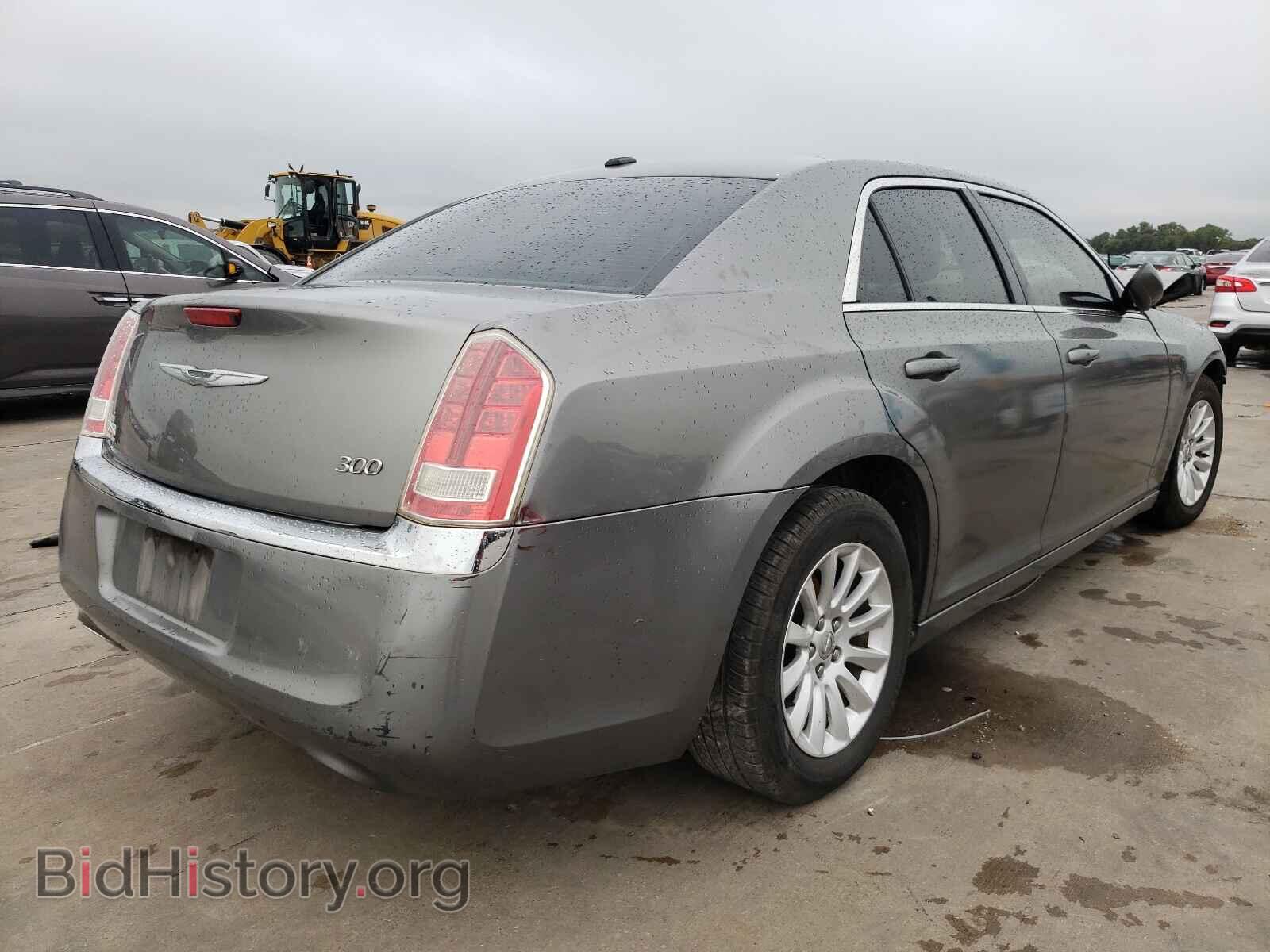 2012 CHRYSLER 300 - VIN: 2C3CCAAGXCH273733 - Фото 4