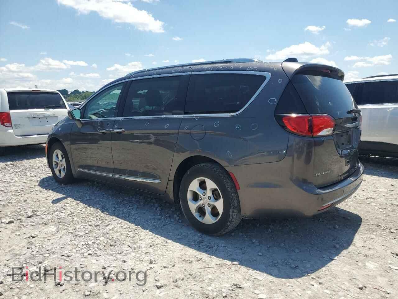 2017 CHRYSLER PACIFICA - VIN: 2C4RC1EG1HR659765 - Photo 2