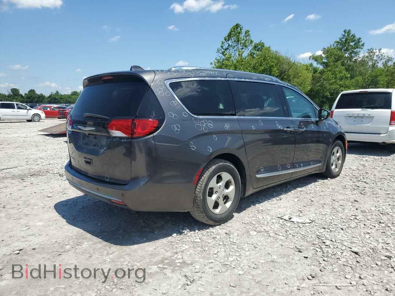 2017 CHRYSLER PACIFICA - VIN: 2C4RC1EG1HR659765 - Photo 3