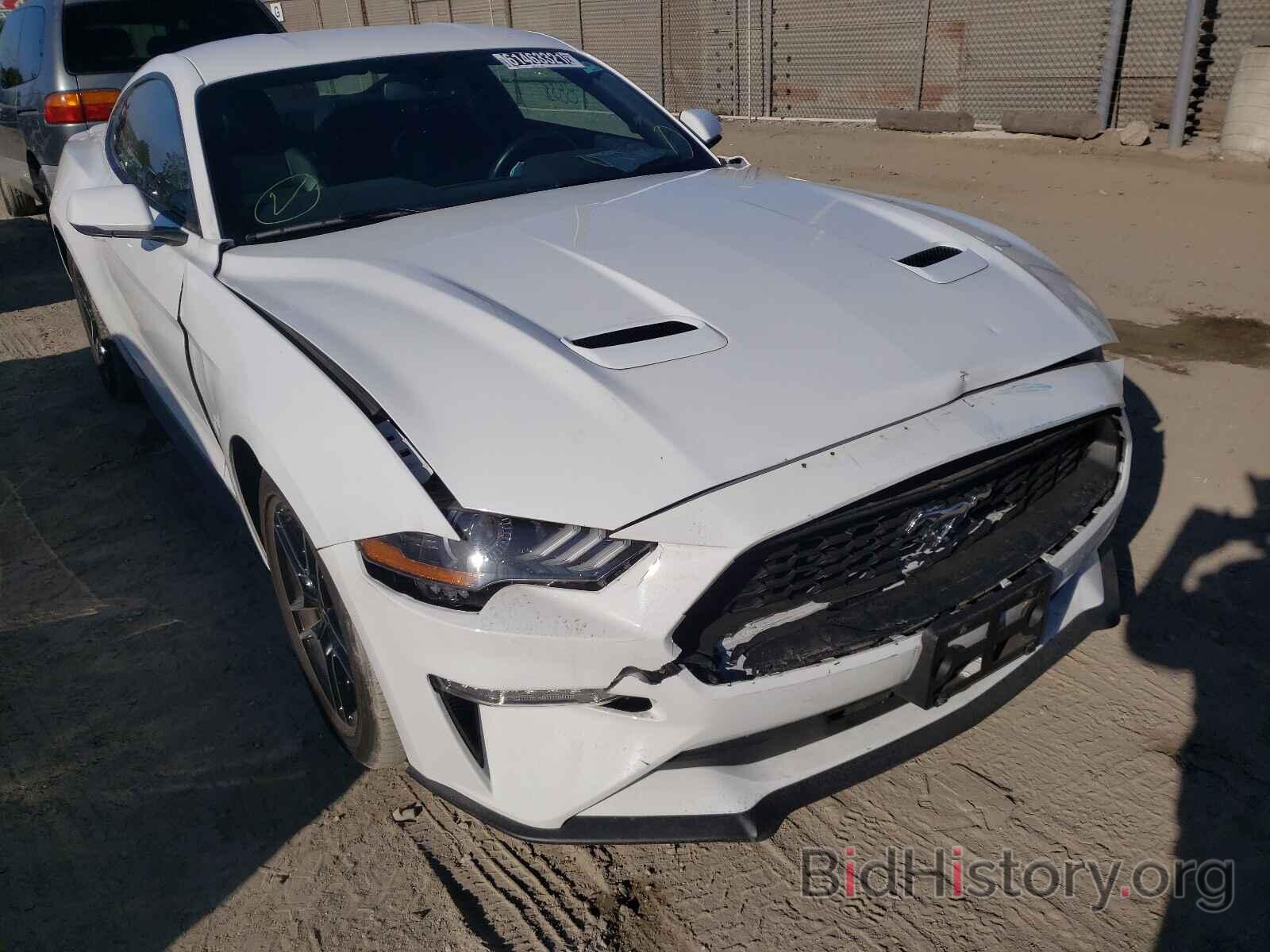 Photo 1FA6P8TH2L5112043 - FORD MUSTANG 2020