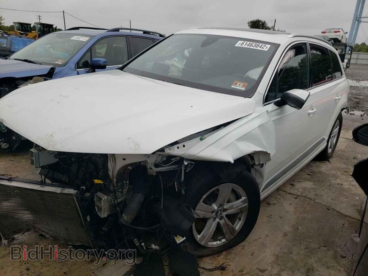 2017 AUDI Q7 - VIN: WA1LHAF7XHD044862 - Photo 2
