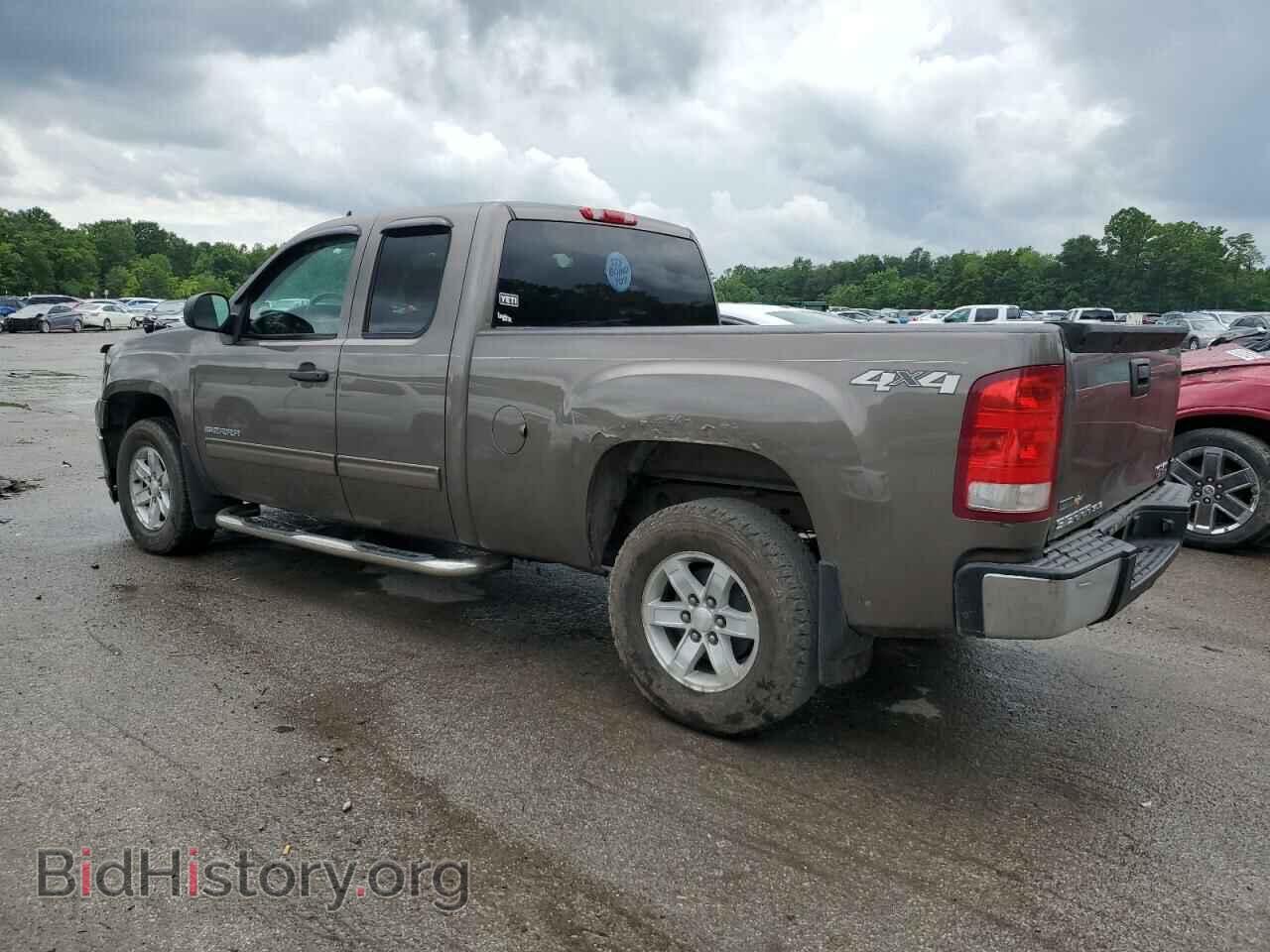 2012 GMC SIERRA - VIN: 1GTR2VE78CZ235573 - Фото 2